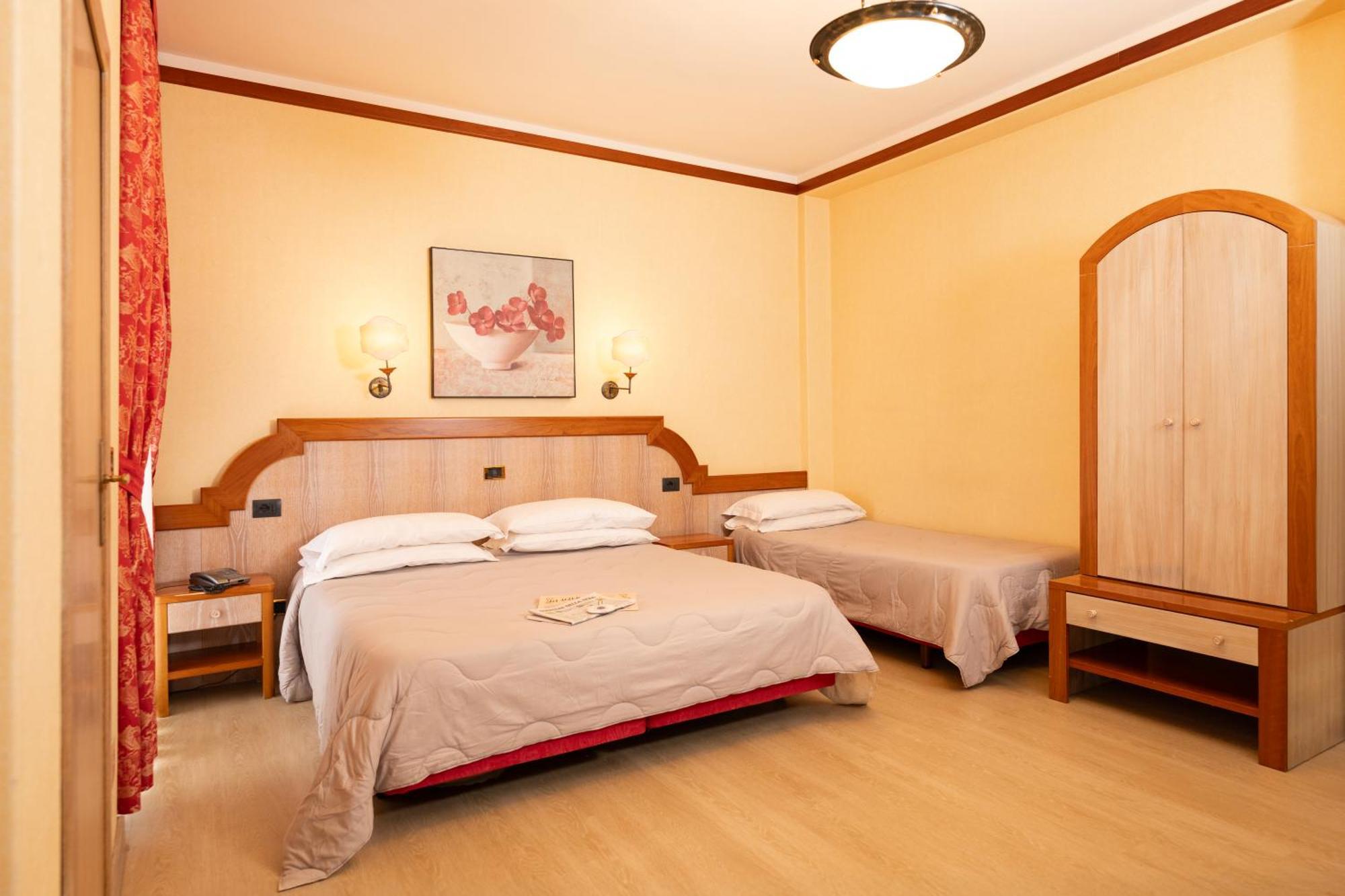 Hotel Promenade Montesilvano Marina Εξωτερικό φωτογραφία